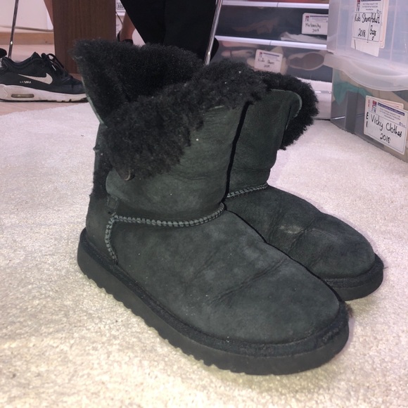 UGG Other - Short black UGGs Size 1